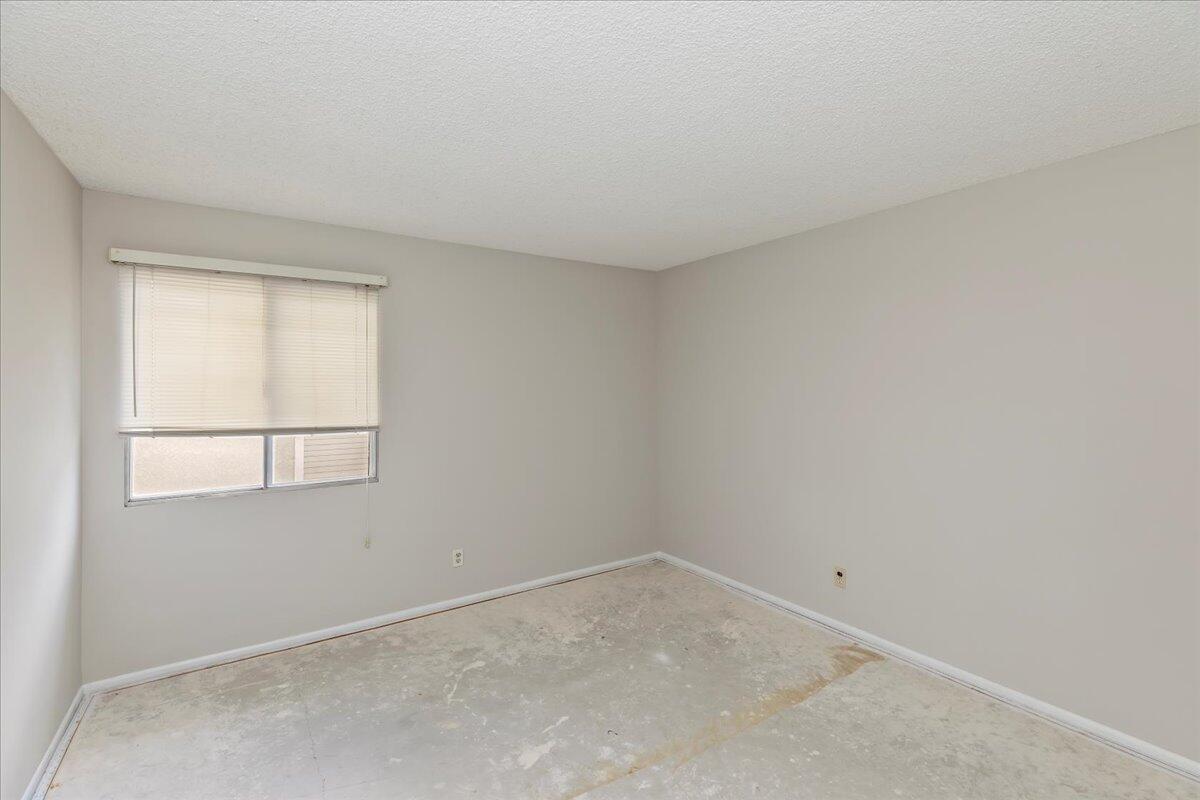 26200 Redlands Boulevard, Unit 68 Redlands, CA 92373 - Photo 21 of 32 an empty room with a window