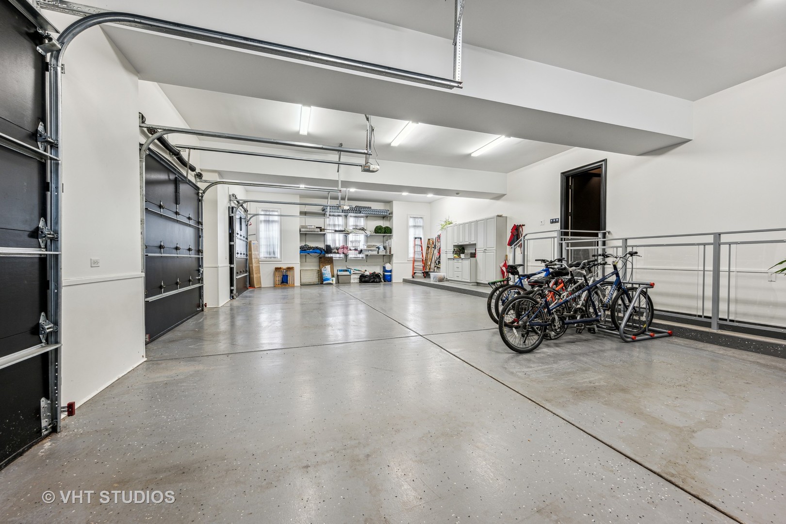 375 Old Farm Road Northfield, IL 60093 - Photo 59 of 78 a view of a room with gym equipment