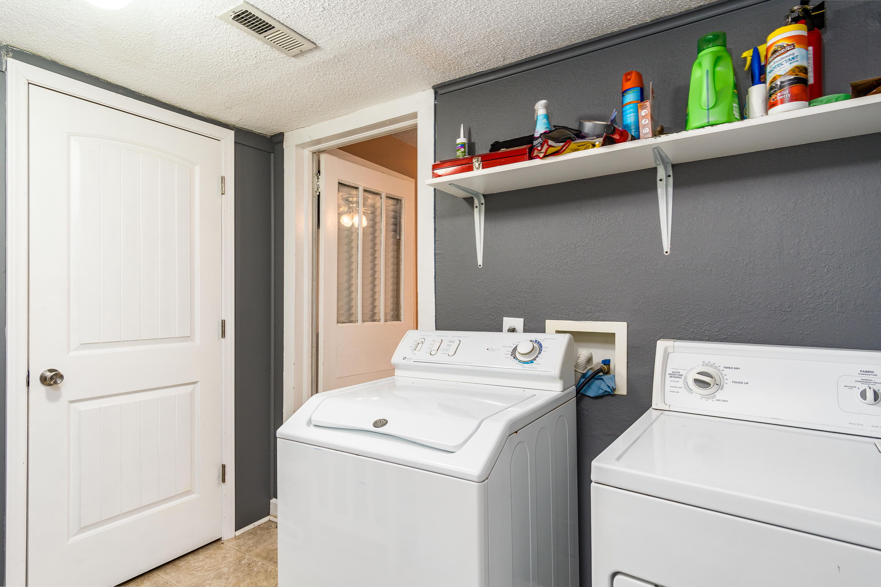 4137 Ridge Road Kingsport, TN 37660 - Photo 26 of 31 interior-16 (3)