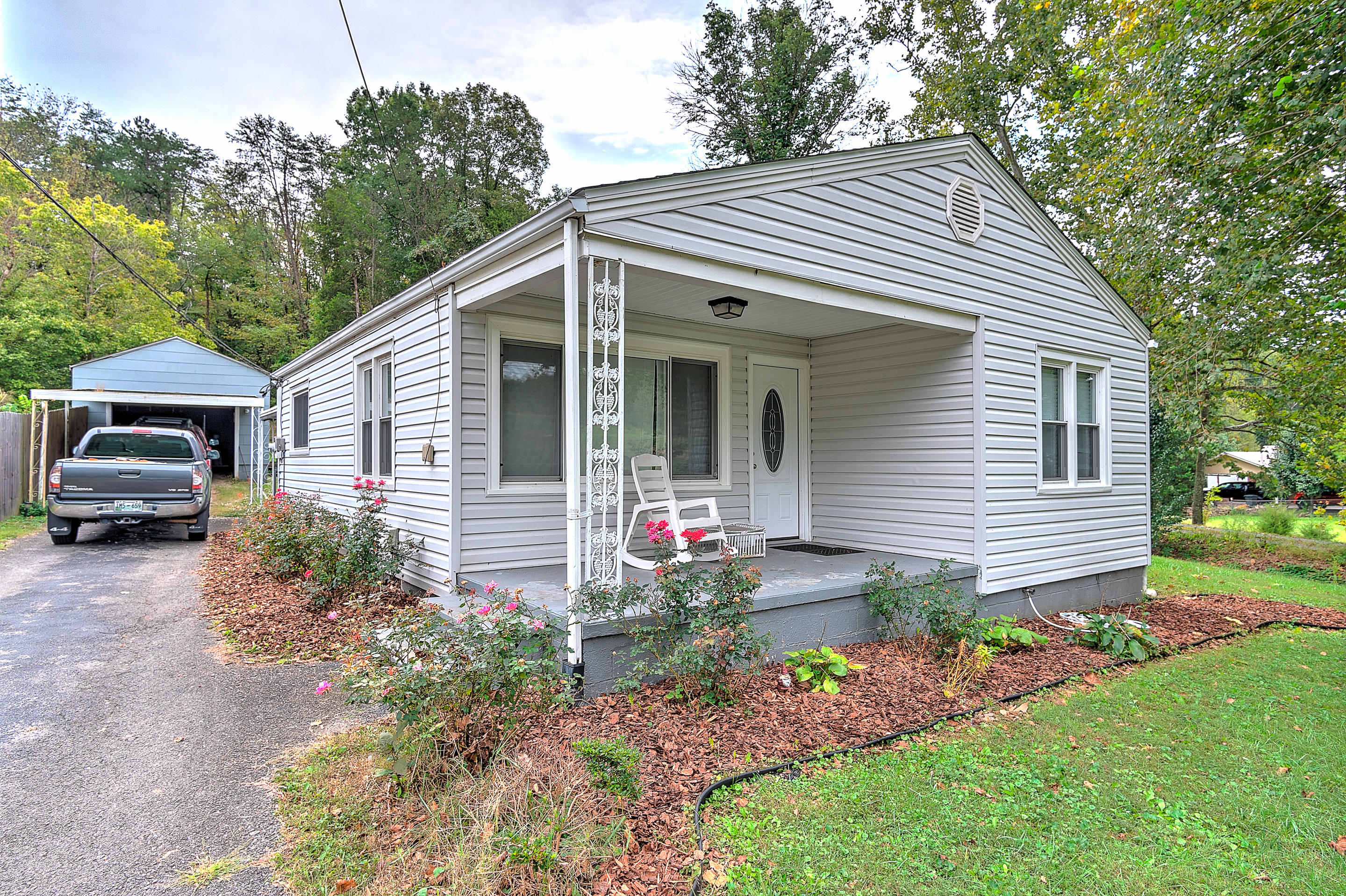 4137 Ridge Road Kingsport, TN 37660 - Photo 31 of 31 exterior-1 (2)