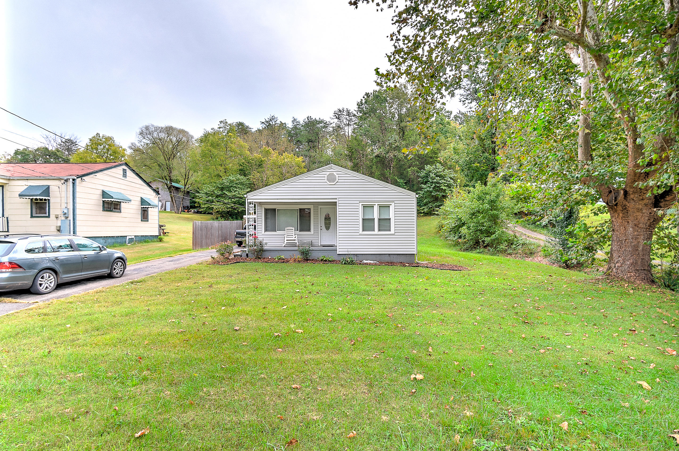 4137 Ridge Road Kingsport, TN 37660 - Photo 7 of 31 exterior-7 (3)