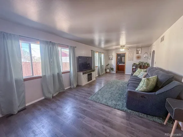 $275,000 | 204 Colorado Avenue, Seibert, CO 80834