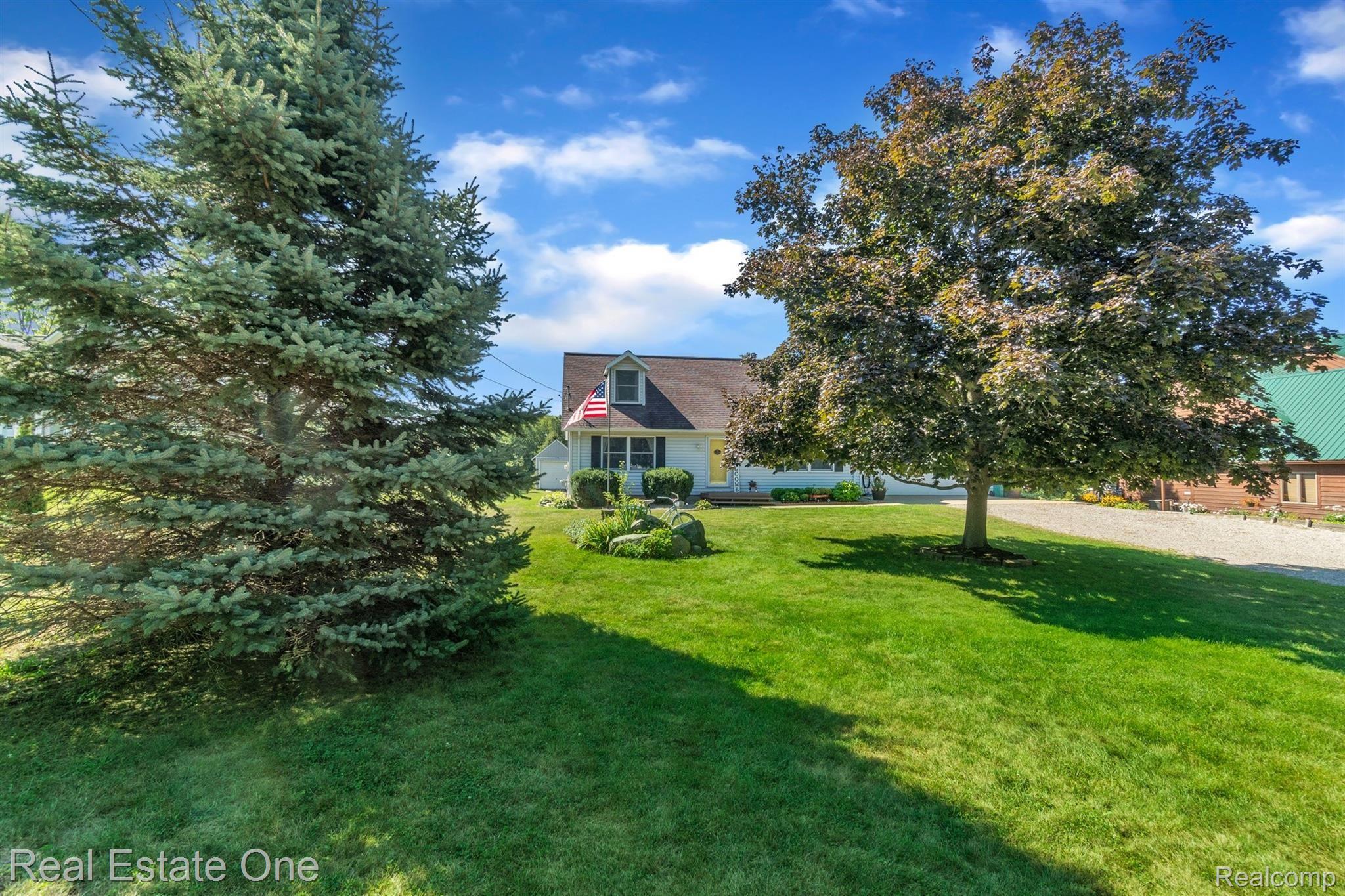 2022 Bone Road Holly, MI 48442 - Photo 2 of 44 03-2022 Bone Rd-WindowStill-Real-Es.jpg