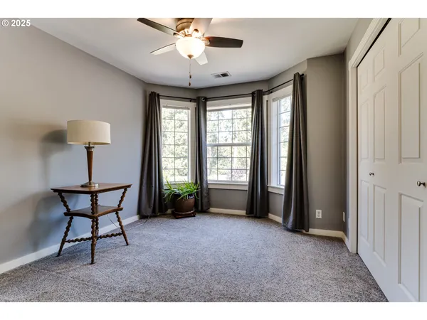 $1,145,000 | 39125 Easton Lane, Springfield, OR 97478