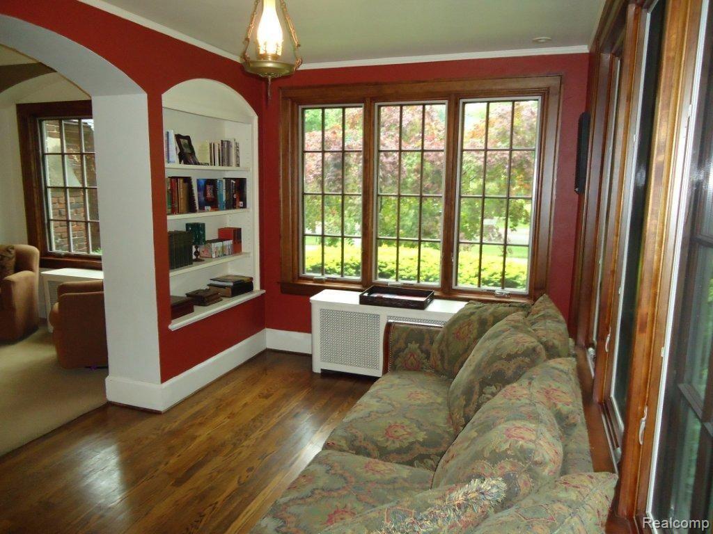 1369 Yorkshire Road Grosse Pointe, MI 48230 - Photo 12 of 12 DSC00047