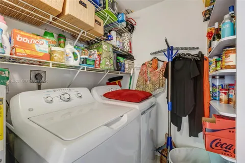 $1,750,000 | 2843 South Bayshore Drive, Unit 11F, Miami, FL 33133