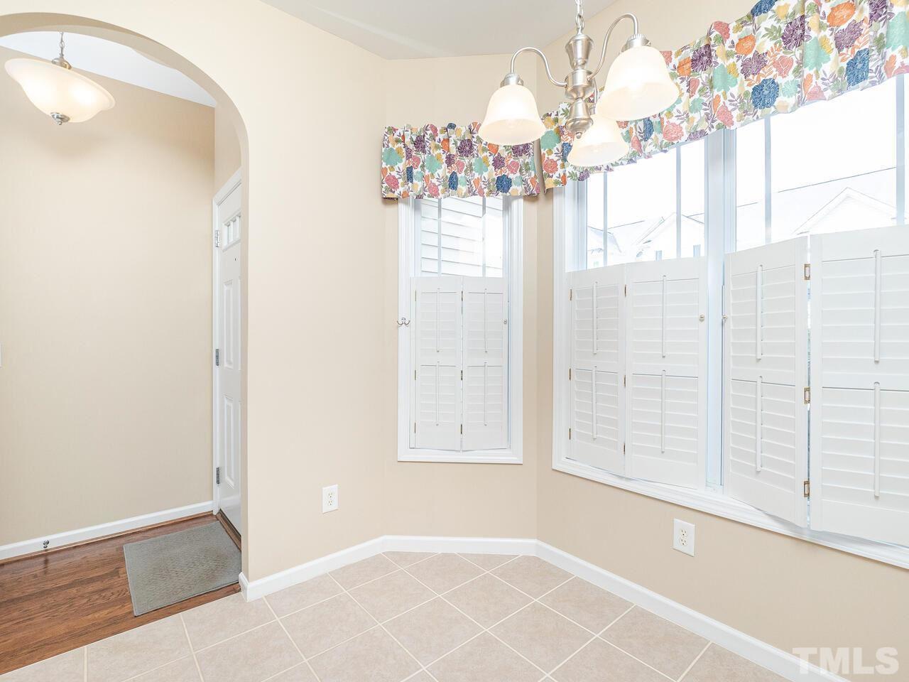 2539 Asher View Court Raleigh, NC 27606 - Photo 3 of 24 Gallery Image 3
