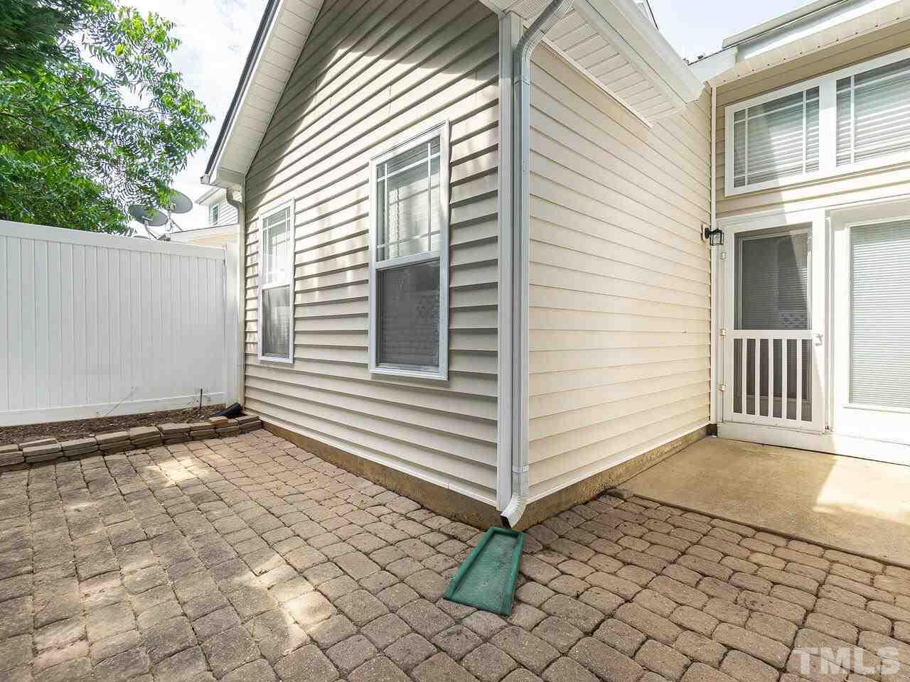 2539 Asher View Court Raleigh, NC 27606 - Photo 21 of 24 Gallery Image 21