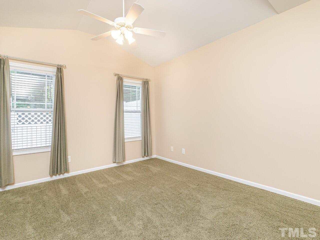2539 Asher View Court Raleigh, NC 27606 - Photo 10 of 24 Gallery Image 10