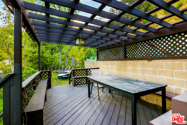 9647 Heather Road Beverly Hills, CA 90210 - Photo 16 of 27 Gallery Image 16