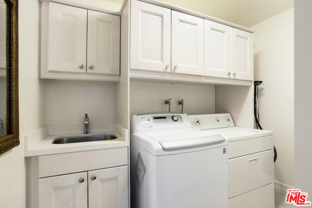 9647 Heather Road Beverly Hills, CA 90210 - Photo 19 of 27 Gallery Image 19