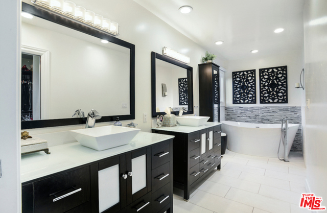 9647 Heather Road Beverly Hills, CA 90210 - Photo 9 of 27 Gallery Image 9