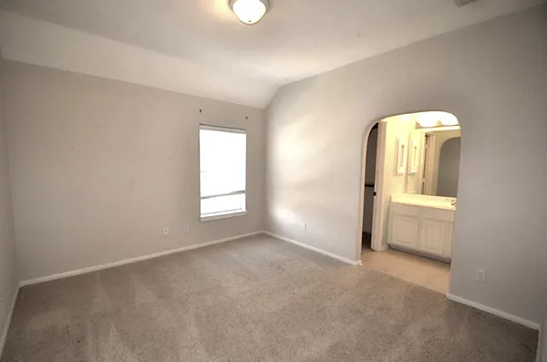 $3,999 | 5926 Solar Point Lane, Houston, TX 77041