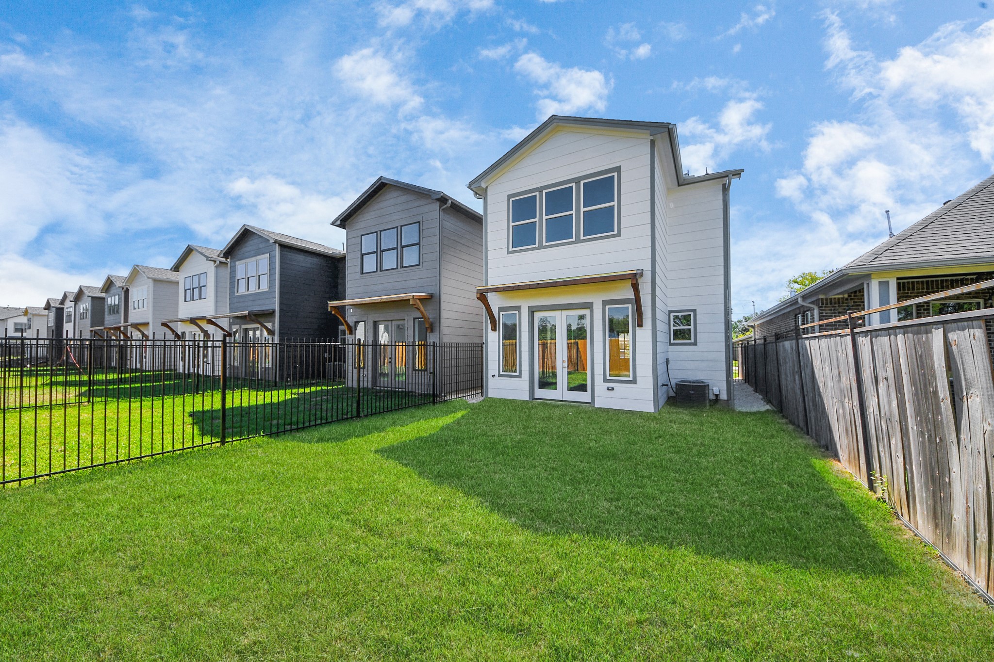 6322 Milwee Street, Unit B Houston, TX 77092 - Photo 33 of 34
