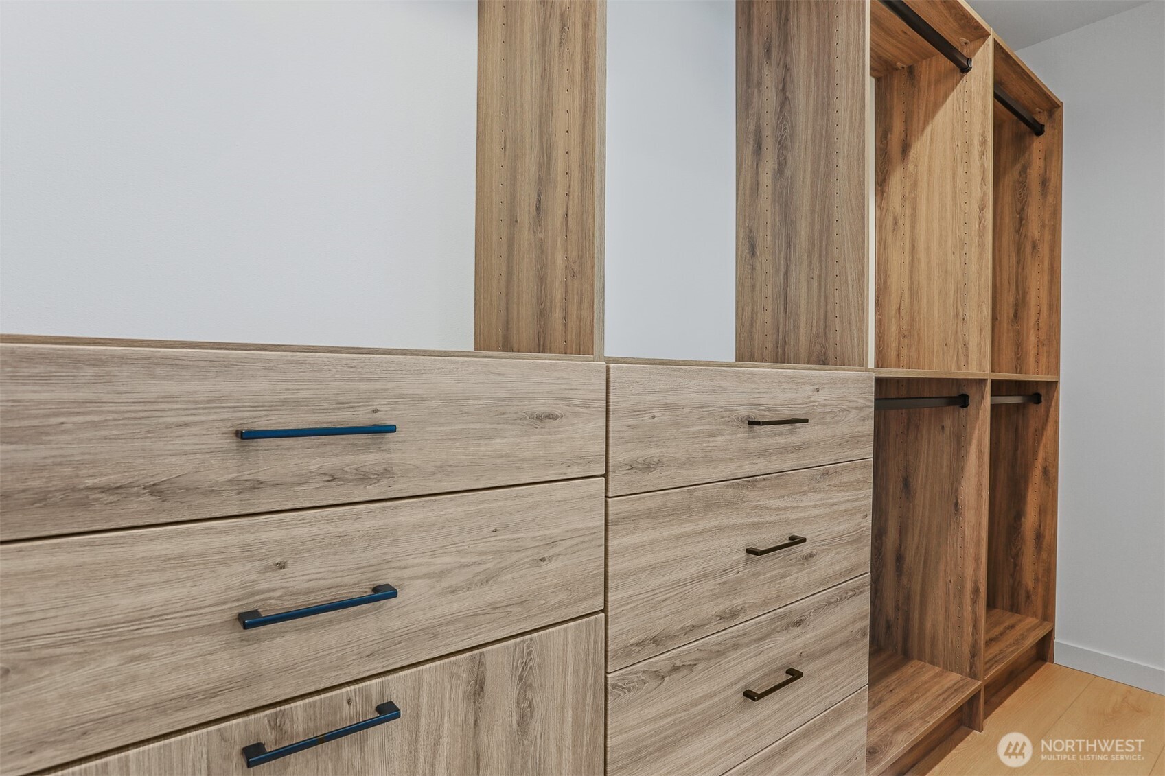 8750 13th Avenue Northwest, Unit B Seattle, WA 98117 - Photo 20 of 29