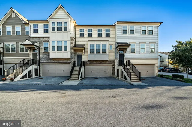 a view of a house with a garage