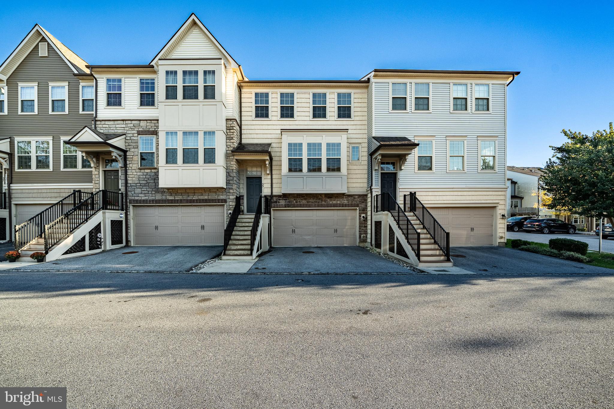 33 Addison Lane Malvern, PA 19355 - Photo 1 of 32