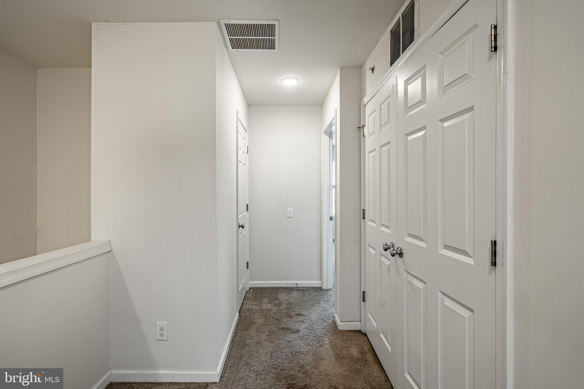 33 Addison Lane Malvern, PA 19355 - Photo 14 of 32 a view of a hallway