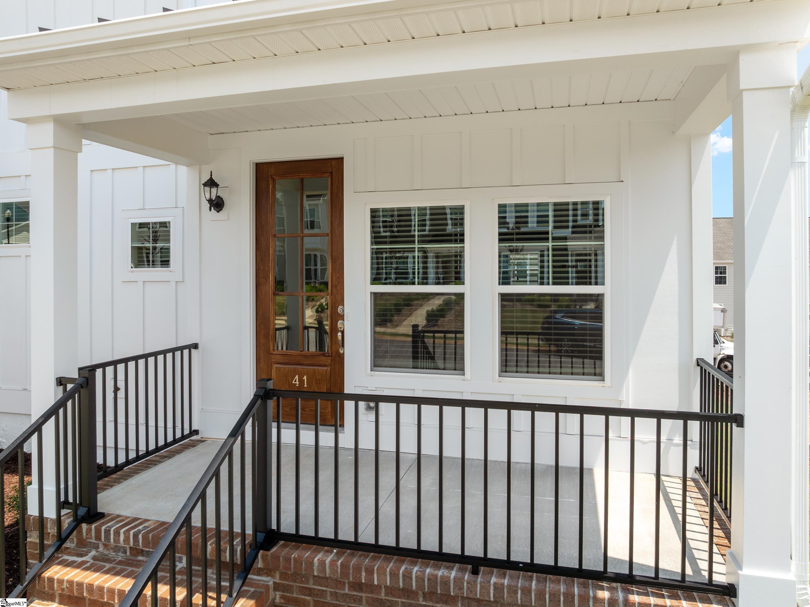 41 Leander Drive Greer, SC 29651 - Photo 2 of 30