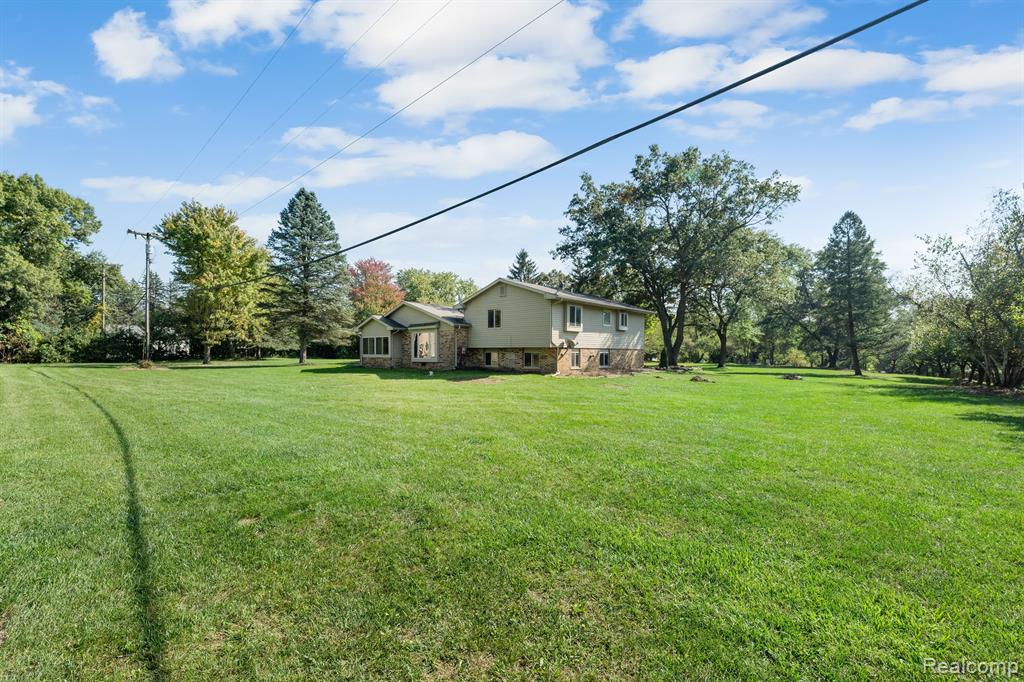 1255 East Buell Road Rochester, MI 48306 - Photo 33 of 37