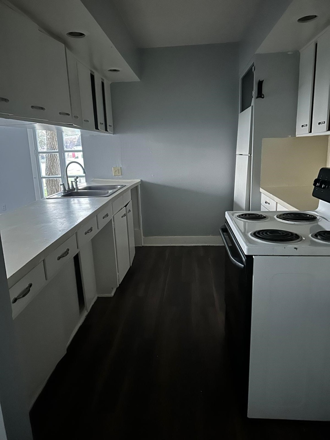 800 Travis Street, Unit LIVEOAK Columbus, TX 78934 - Photo 4 of 9 Kitchen