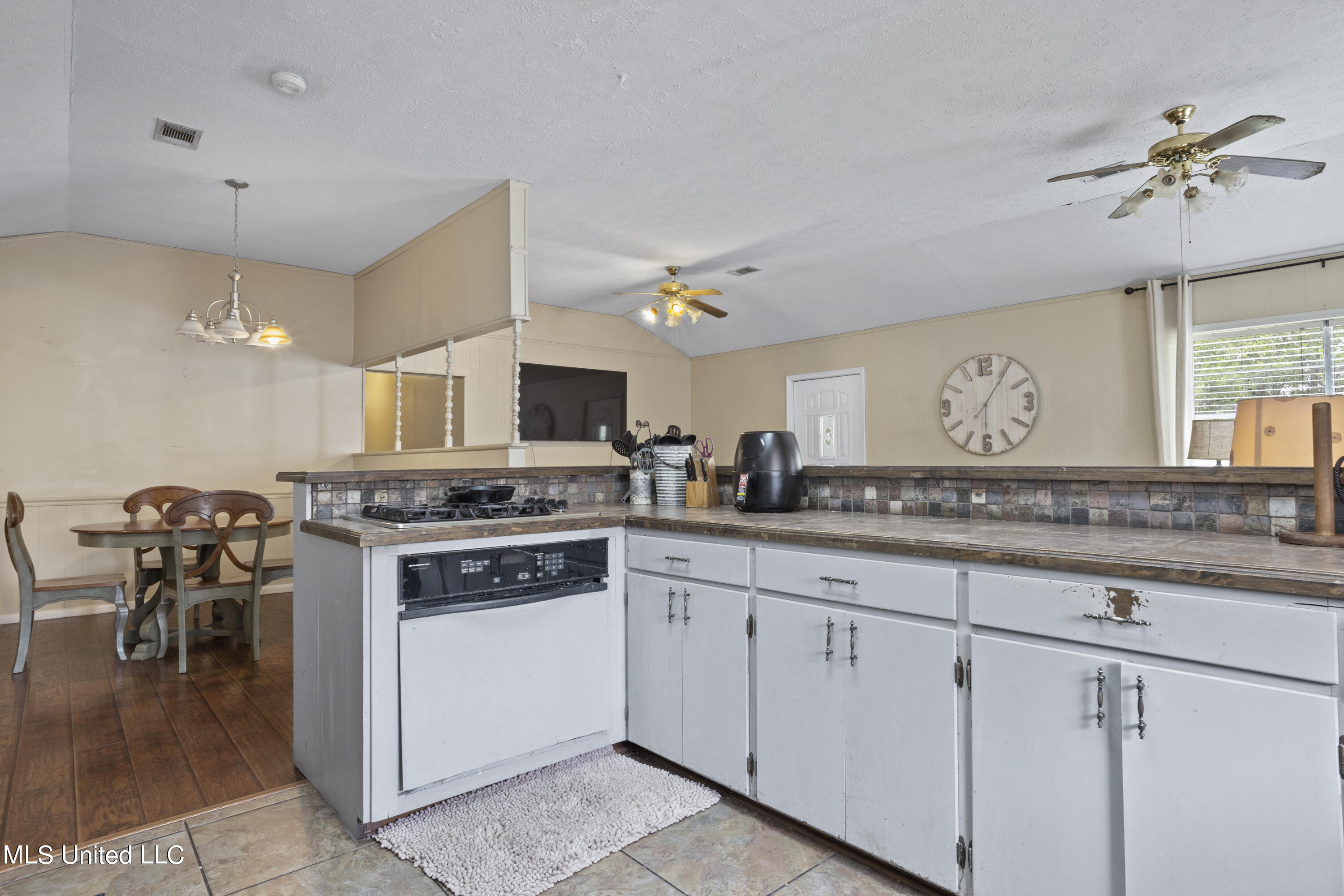 5166 Mitchell Road Long Beach, MS 39560 - Photo 12 of 24 012