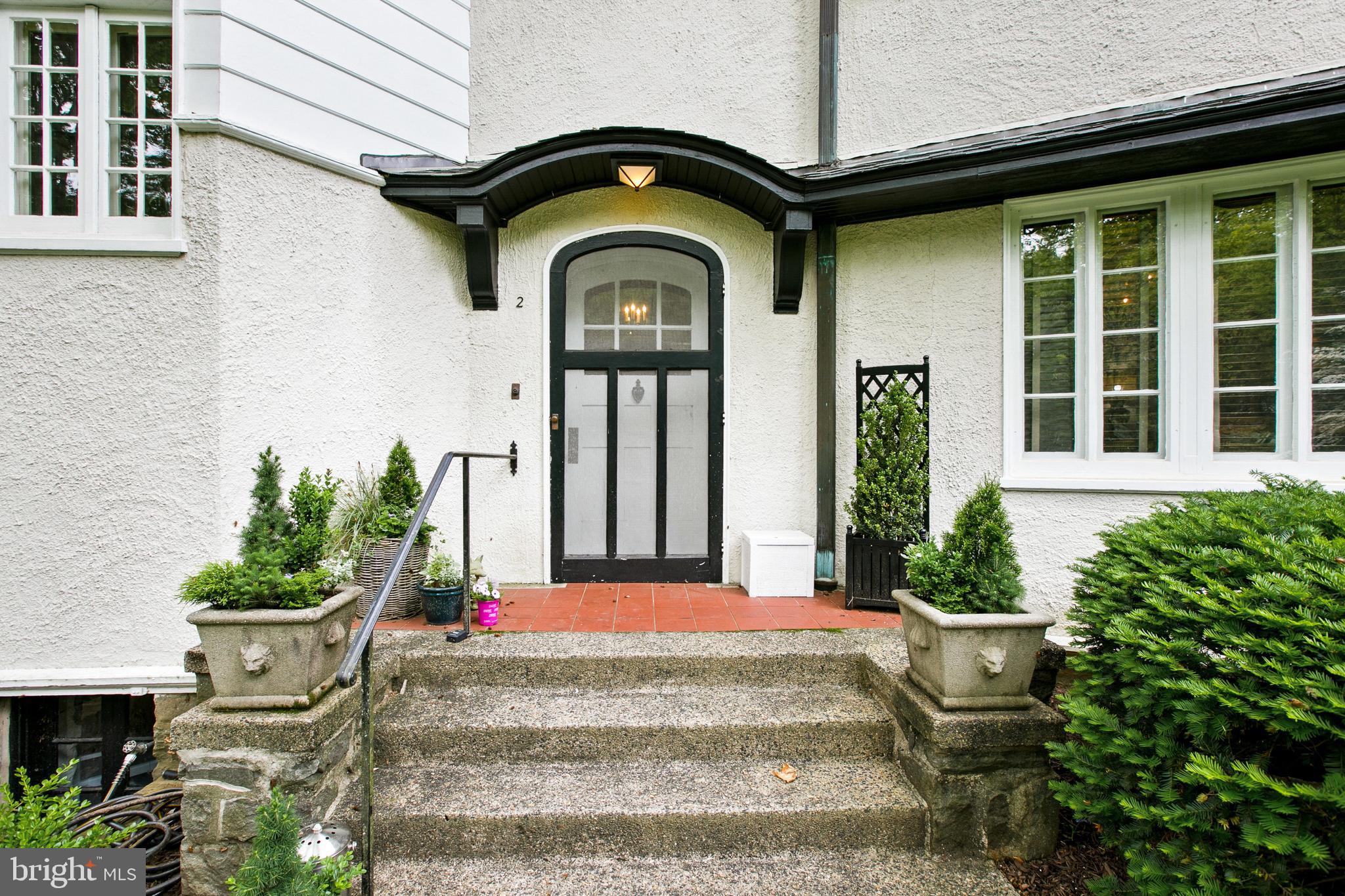 2 Englewood Road Baltimore, MD 21210 - Photo 3 of 55