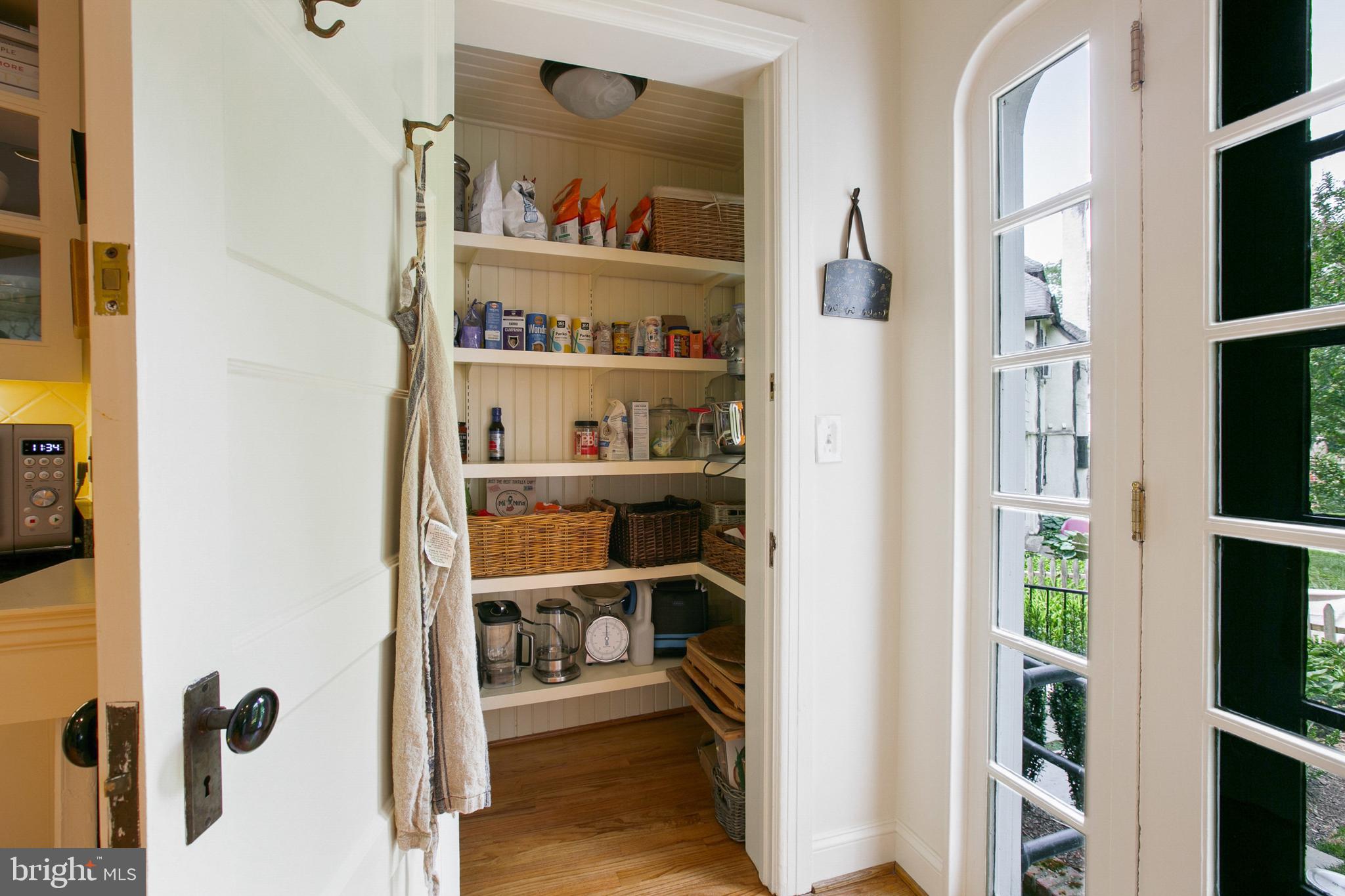 2 Englewood Road Baltimore, MD 21210 - Photo 26 of 55