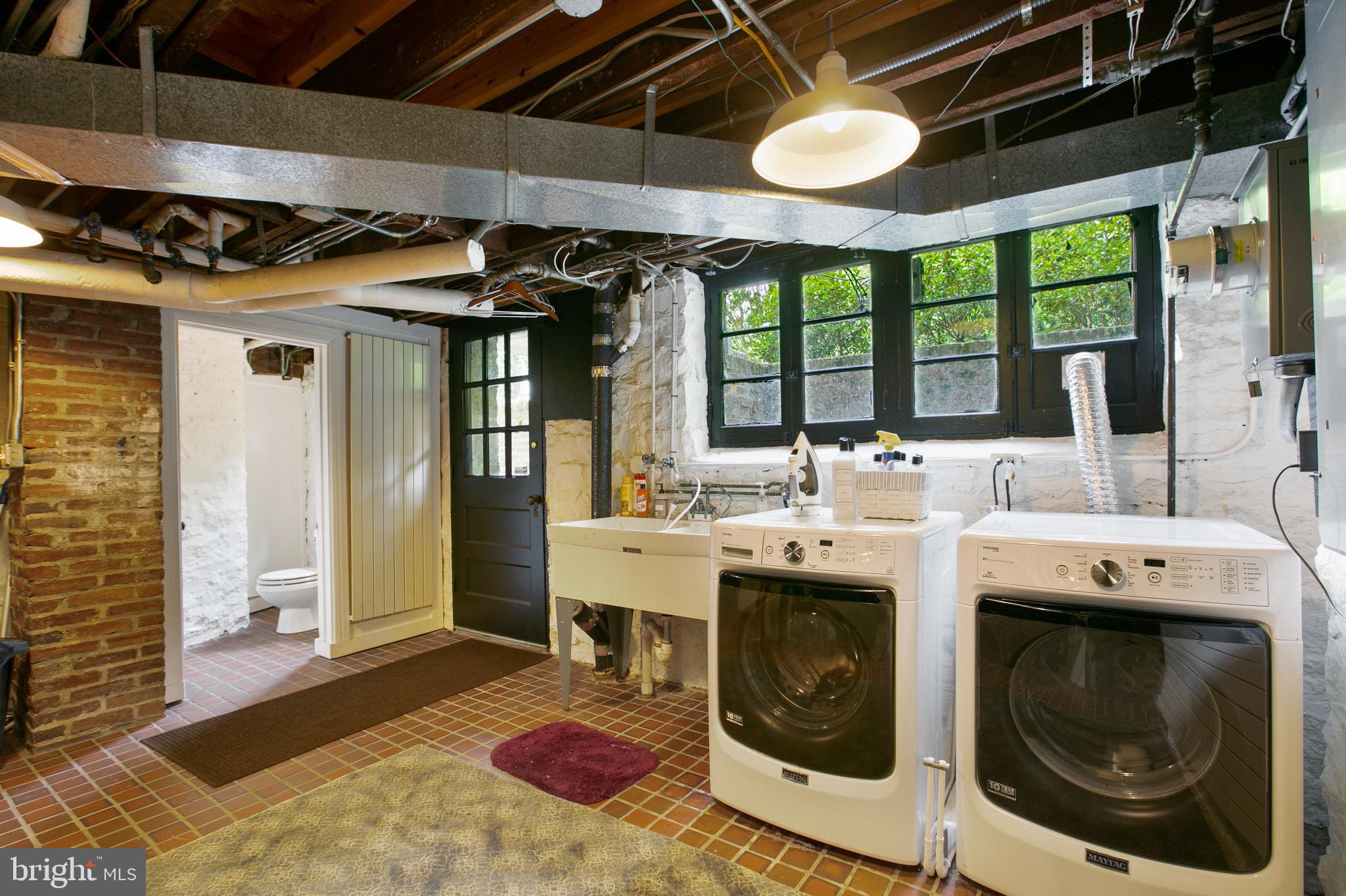 2 Englewood Road Baltimore, MD 21210 - Photo 48 of 55