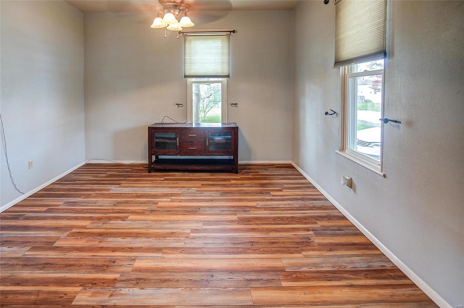 1022 Scheel Street Belleville, IL 62221 - Photo 11 of 31 Gallery Image 11