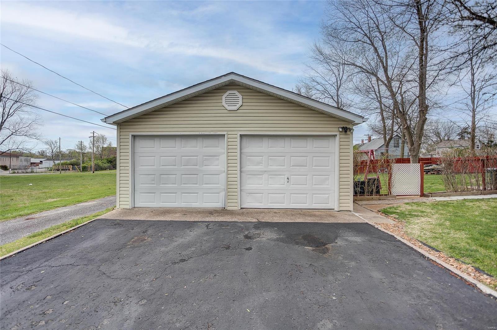 1022 Scheel Street Belleville, IL 62221 - Photo 30 of 31 Gallery Image 30