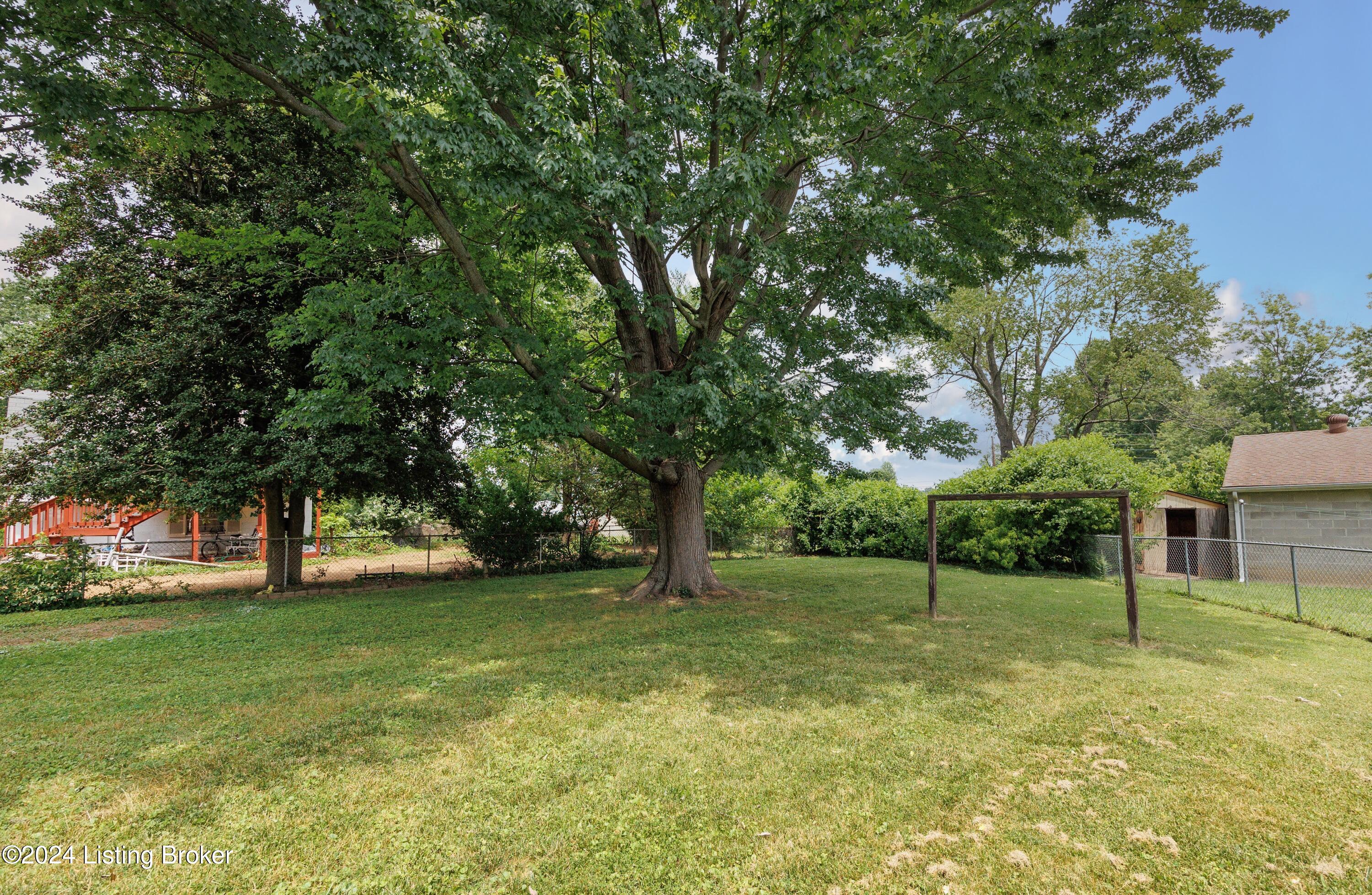7815 Terry Road Louisville, KY 40258 - Photo 27 of 31 027