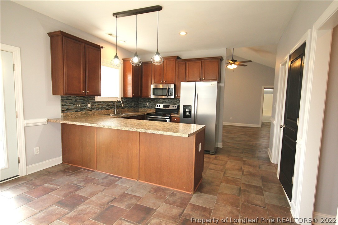 85 Harding Lane Cameron, NC 28326 - Photo 10 of 41 Gallery Image 10