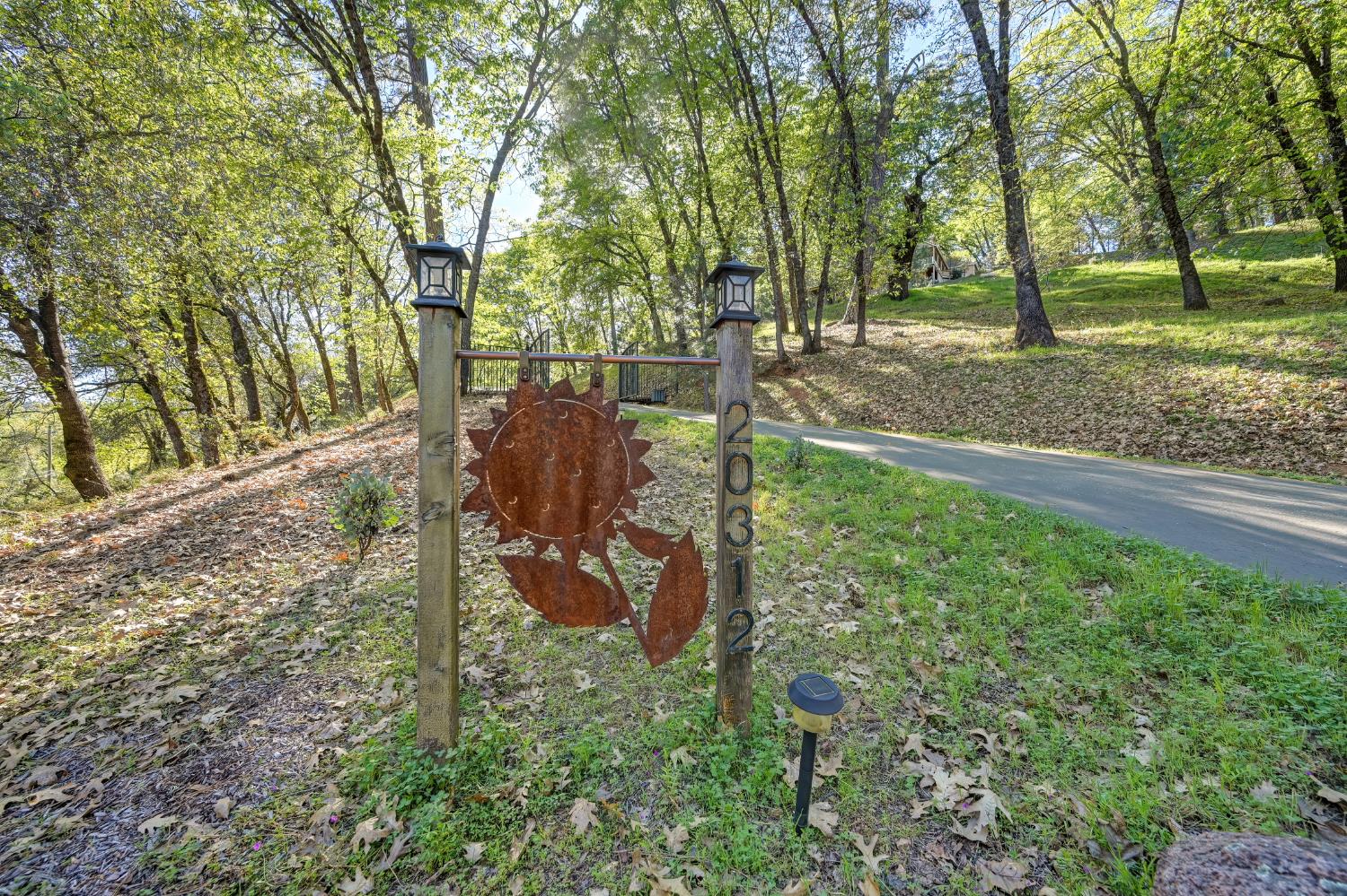 20312 Wolf Creek Road Grass Valley, CA 95949 - Photo 29 of 58