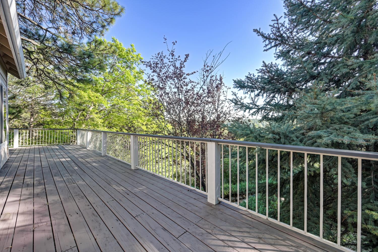 20312 Wolf Creek Road Grass Valley, CA 95949 - Photo 43 of 58
