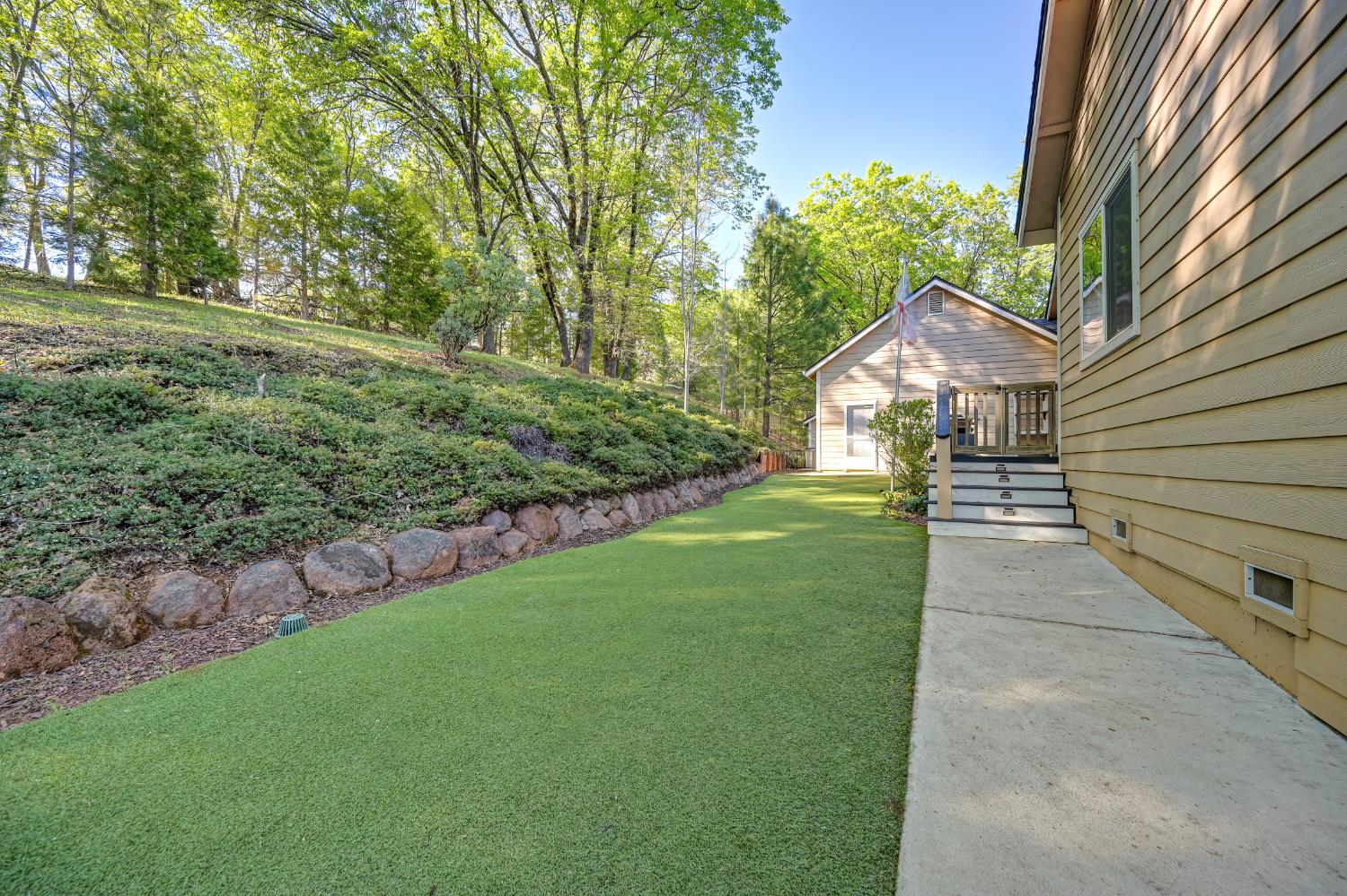 20312 Wolf Creek Road Grass Valley, CA 95949 - Photo 47 of 58