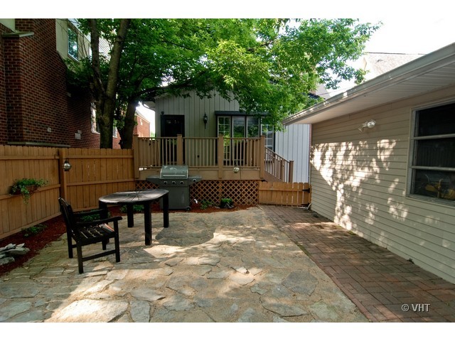 412 Blythe Road Riverside, IL 60546 - Photo 13 of 19