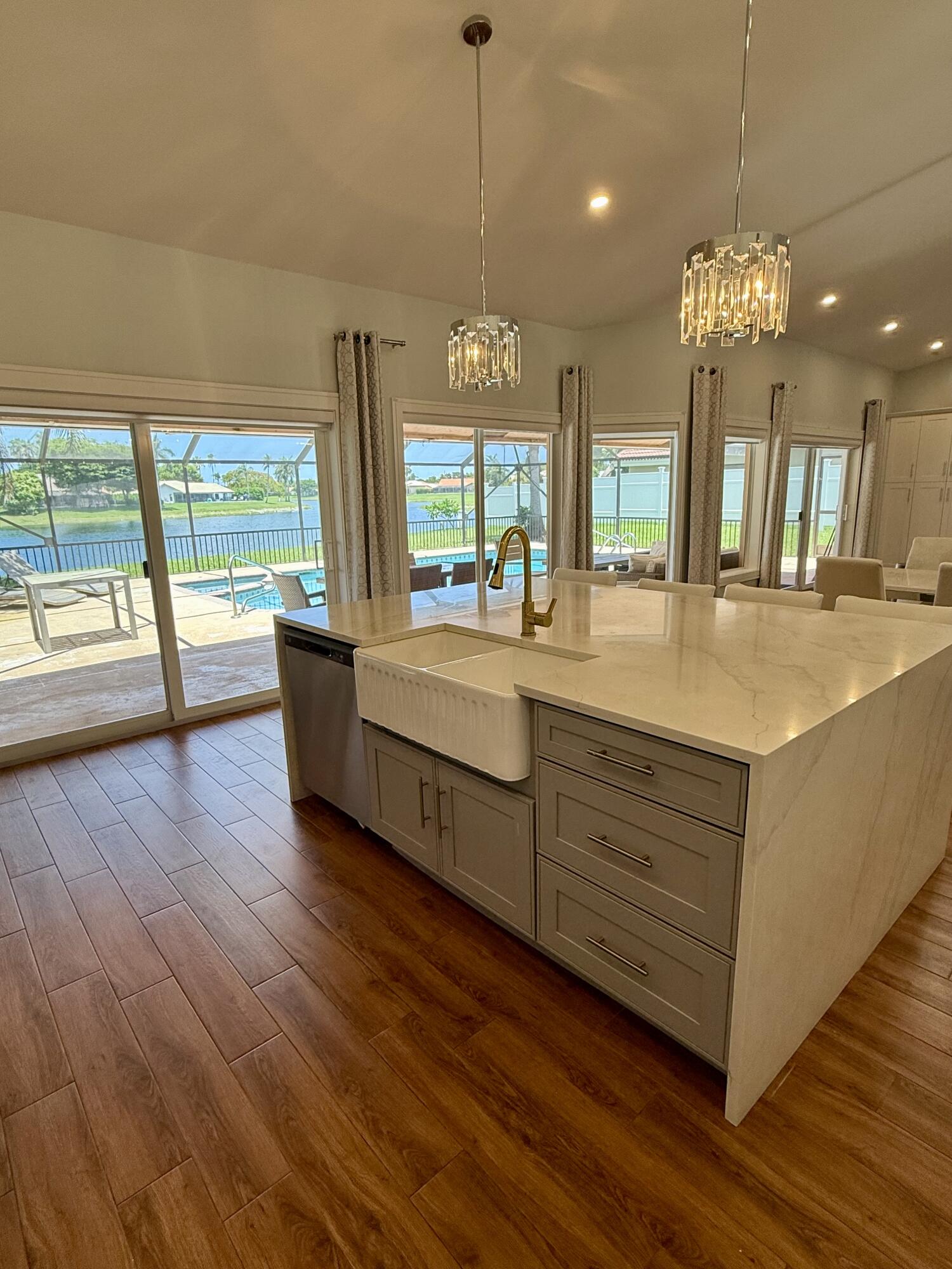 20725 Waters Edge Court Boca Raton, FL 33498 - Photo 5 of 35 IMG-3795