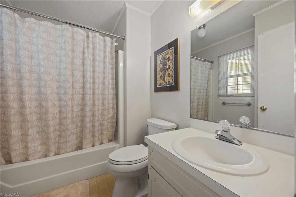 340 Mountain View Road King, NC 27021 - Photo 21 of 45