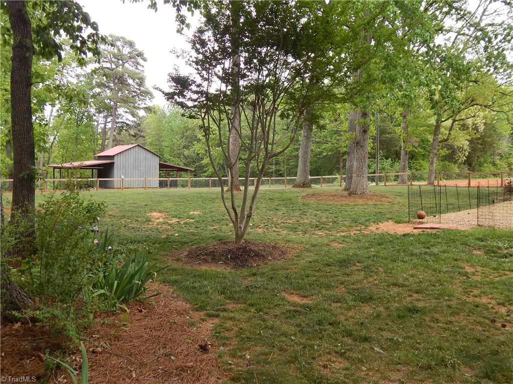 340 Mountain View Road King, NC 27021 - Photo 38 of 45