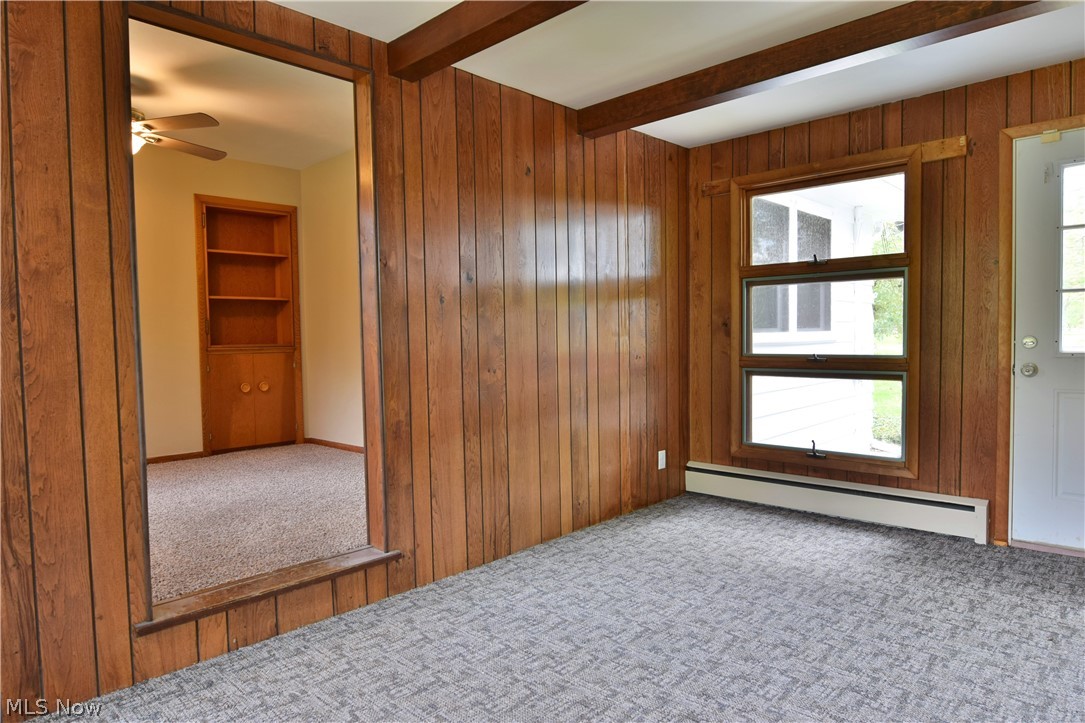 220 Warner Road Southeast Hubbard, OH 44425 - Photo 13 of 35 Gallery Image 13