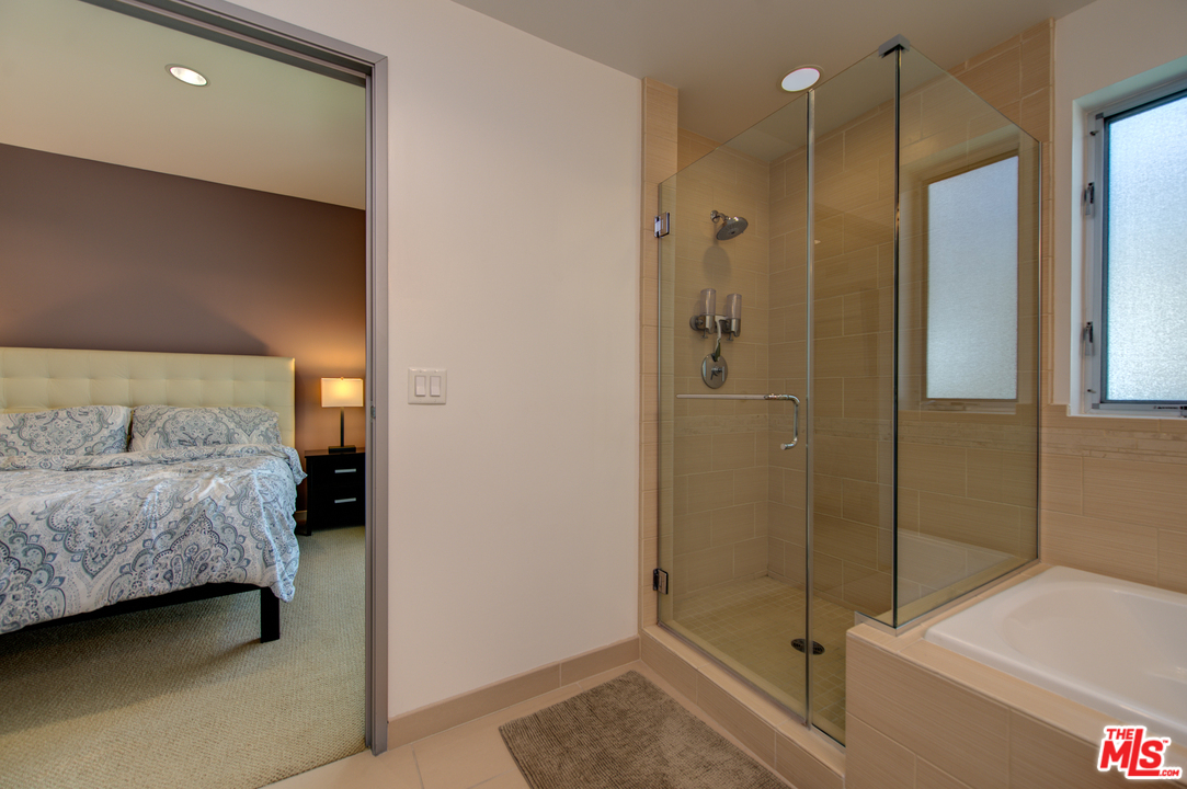 3119 Vía Dolce, Unit 116 Marina del Rey, CA 90292 - Photo 15 of 29