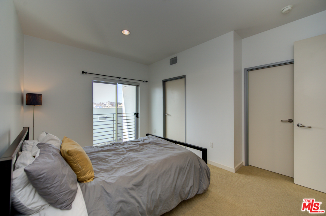 3119 Vía Dolce, Unit 116 Marina del Rey, CA 90292 - Photo 17 of 29