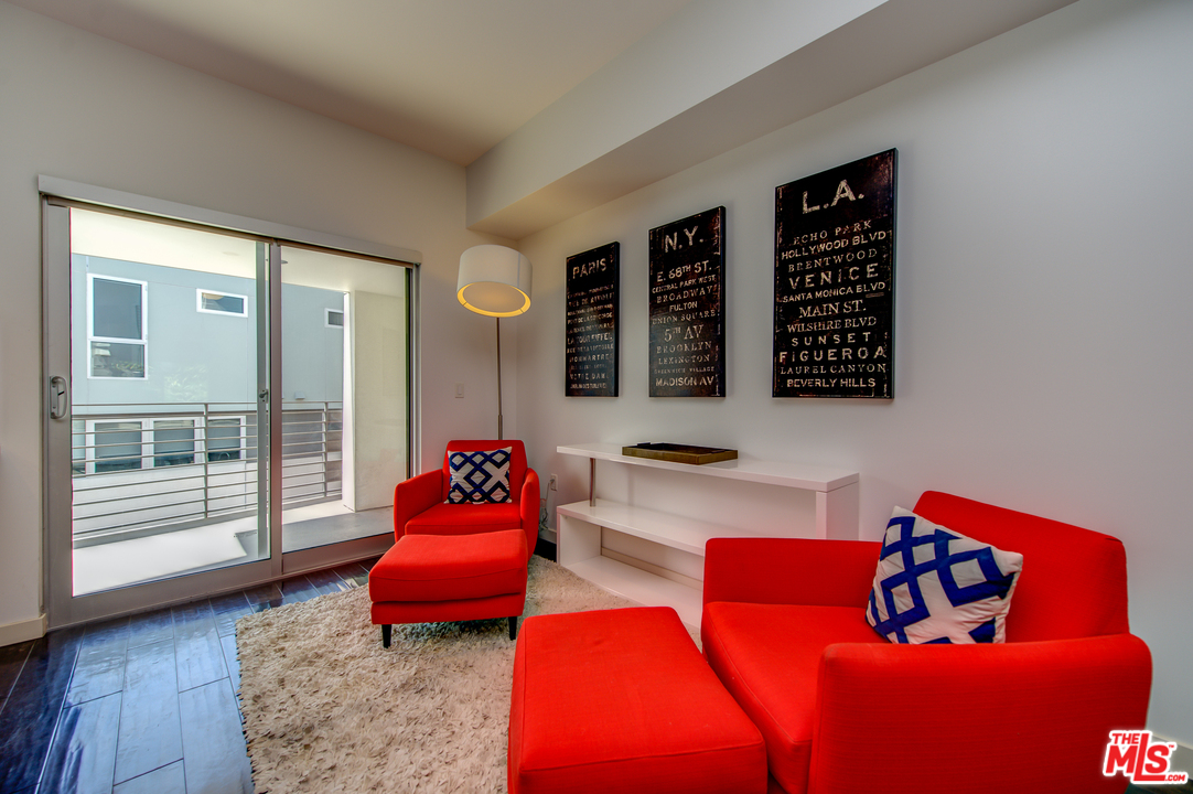 3119 Vía Dolce, Unit 116 Marina del Rey, CA 90292 - Photo 6 of 29