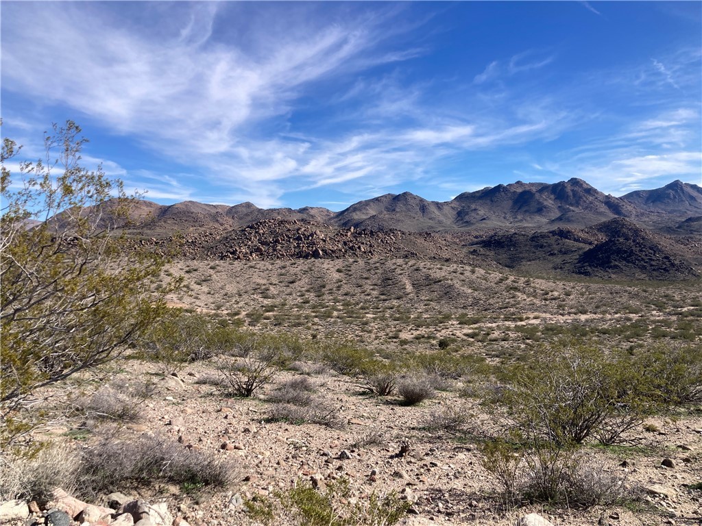 0 Knight Creek Road Kingman, AZ 86401 - Photo 1 of 4 View of mountain background