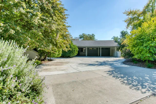 $650,000 | 5912 East Hamilton Avenue, Fresno, CA 93727