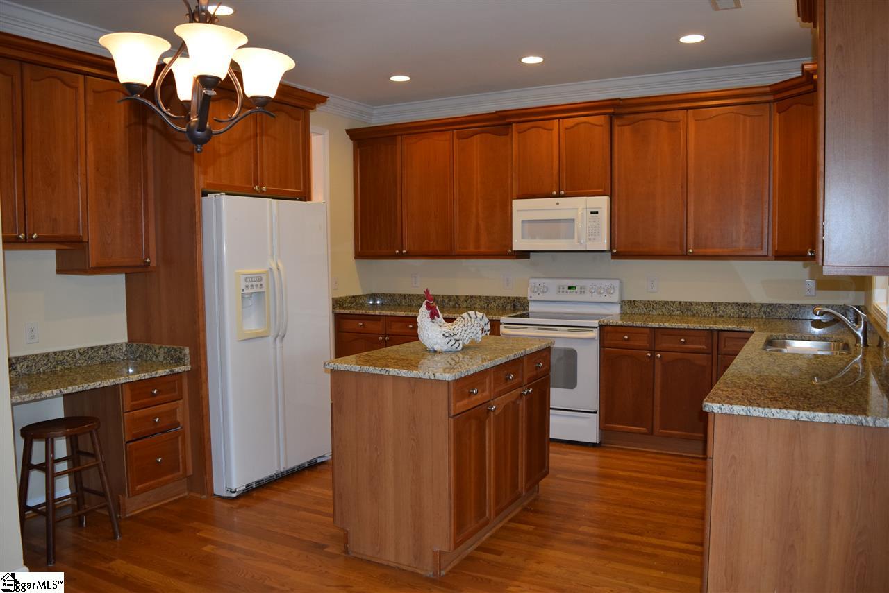 332 Rhapsody Lane Boiling Springs, SC 29316 - Photo 11 of 35