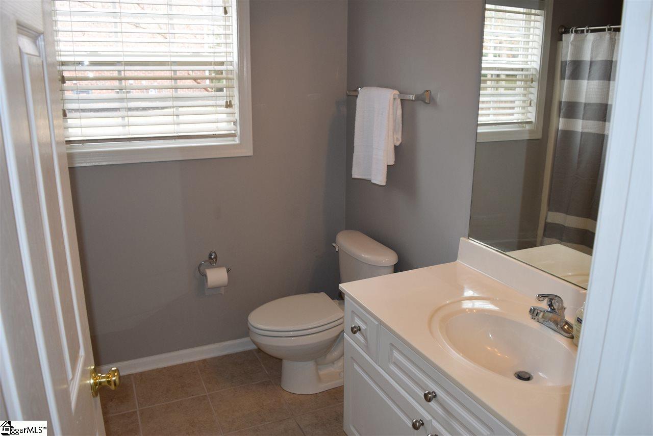 332 Rhapsody Lane Boiling Springs, SC 29316 - Photo 15 of 35