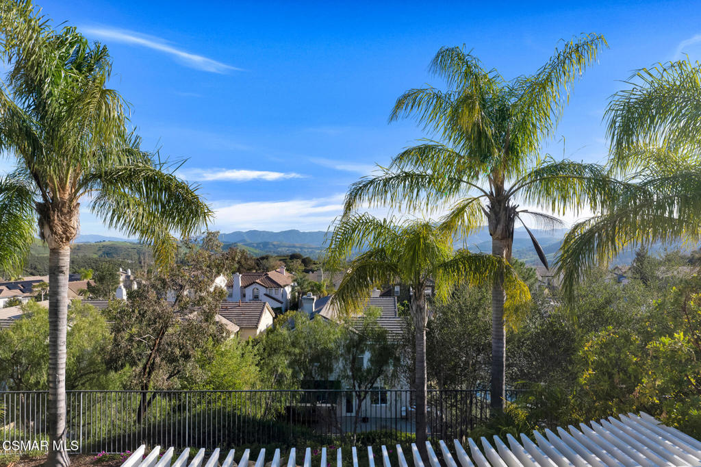 6140 Deerhill Road Oak Park, CA 91377 - Photo 24 of 72 a view of a yard