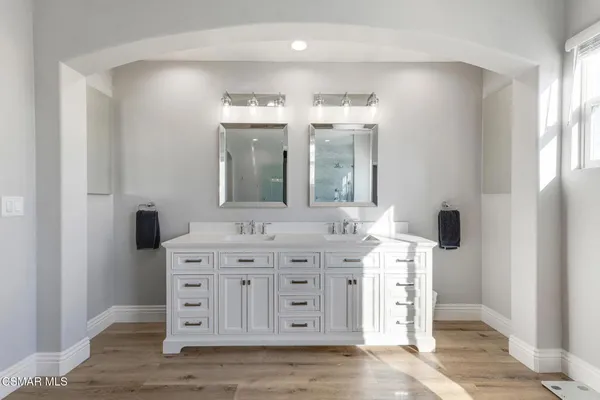 $2,100,000 | 6140 Deerhill Road, Oak Park, CA 91377